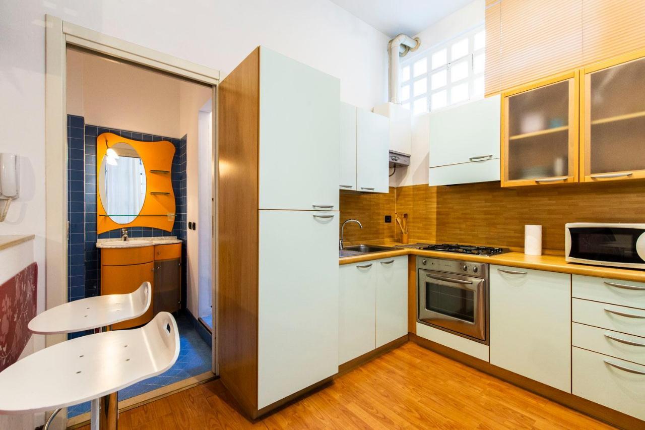 Extensive Terrace Navigli Toy Artistic Apartment Милано Екстериор снимка