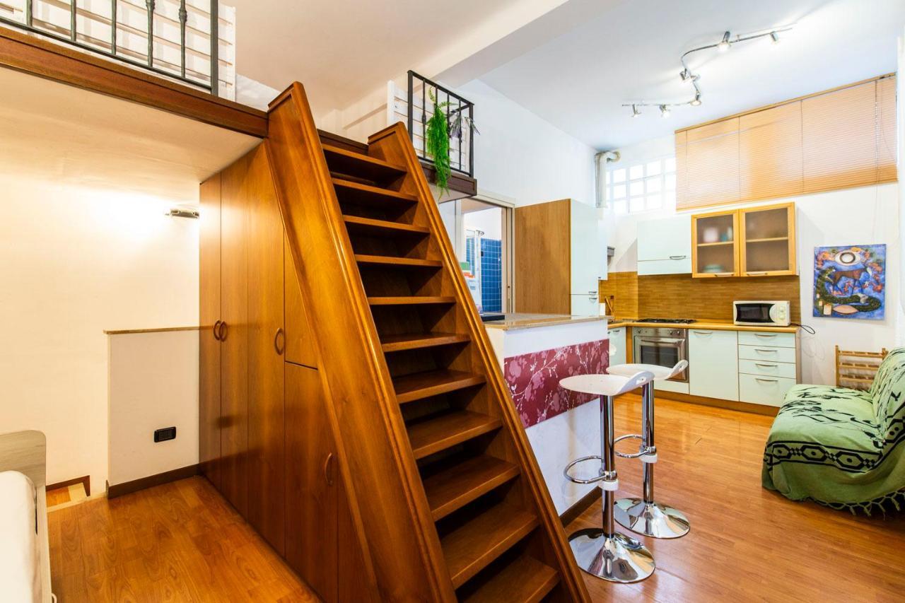 Extensive Terrace Navigli Toy Artistic Apartment Милано Екстериор снимка