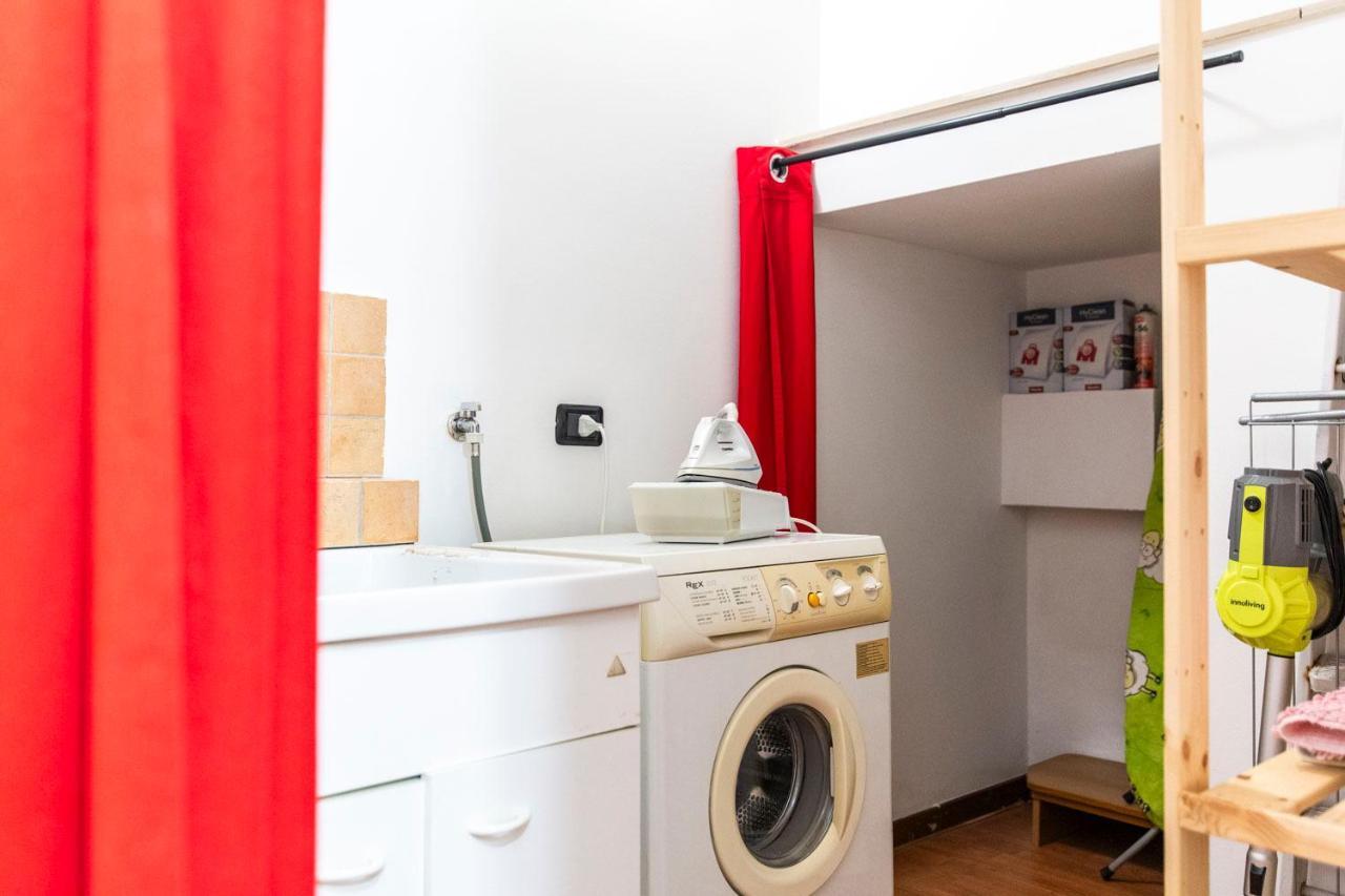 Extensive Terrace Navigli Toy Artistic Apartment Милано Екстериор снимка